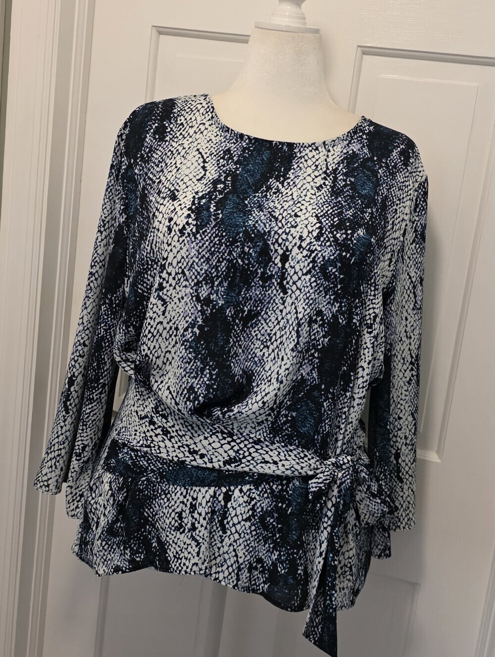 NWT Worthington Colorful Print Snake-Print Tie-Waist Blouse Size XXL,  Ret. $37
